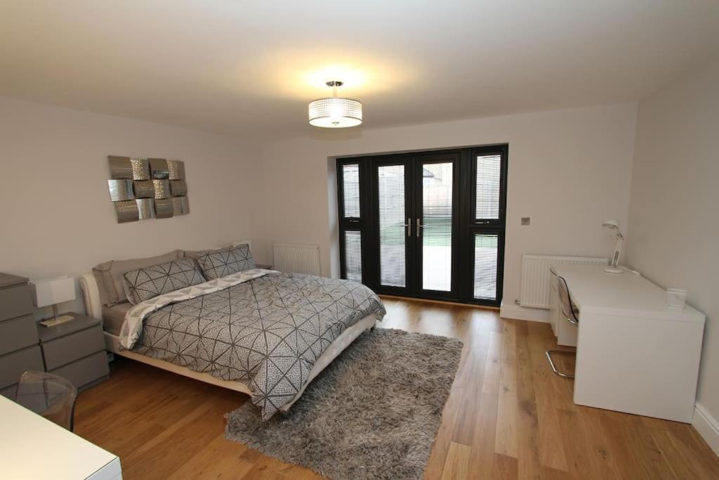 Lovely One Bed Apartment-Near All Transport-Village-Freeparking London Ngoại thất bức ảnh