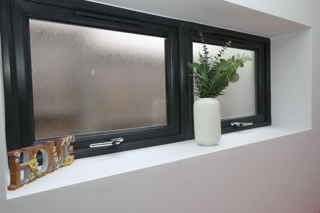 Lovely One Bed Apartment-Near All Transport-Village-Freeparking London Ngoại thất bức ảnh